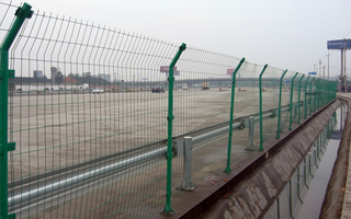 高速公路護欄網3