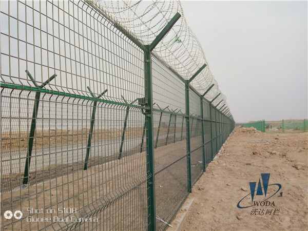 保山北京大興機場飛行區圍界鐵絲網圖片3