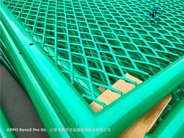 鋼板網護欄圖片6