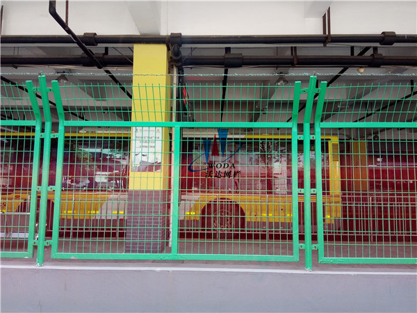 公路護欄網圖片5 公路護欄網圖片5